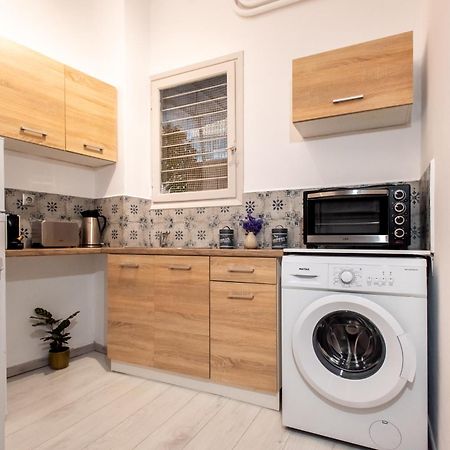 Relax Apartment Under Acropolis Athens Exterior photo