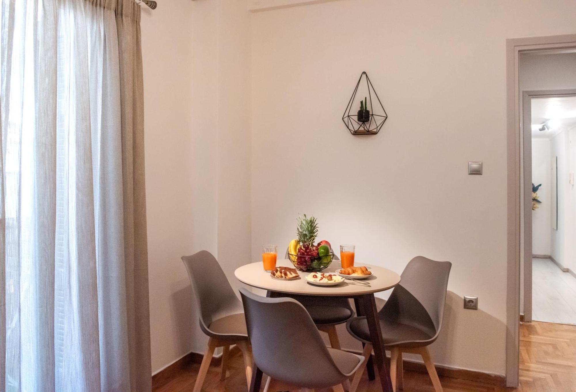 Relax Apartment Under Acropolis Athens Exterior photo