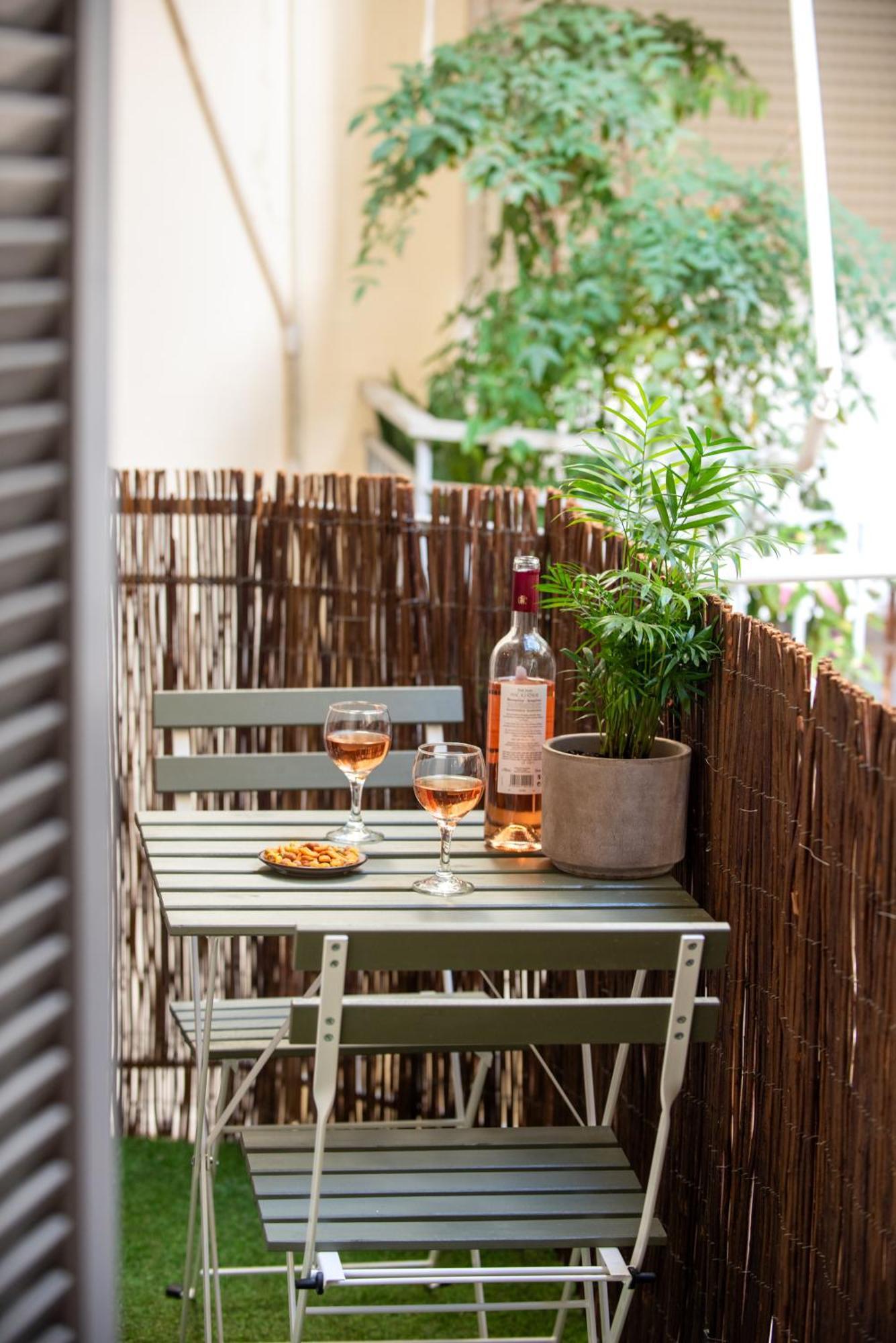 Relax Apartment Under Acropolis Athens Exterior photo