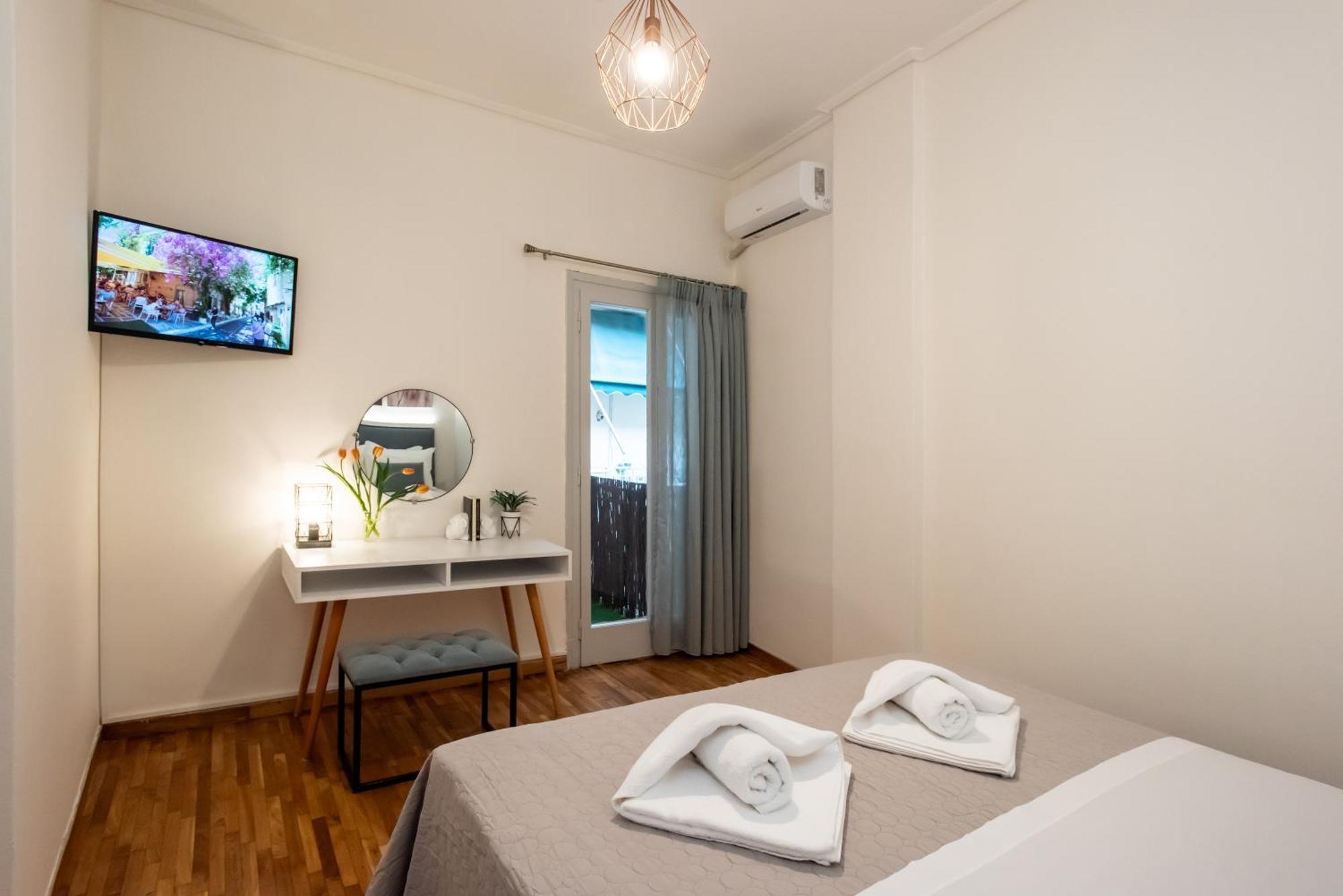 Relax Apartment Under Acropolis Athens Exterior photo